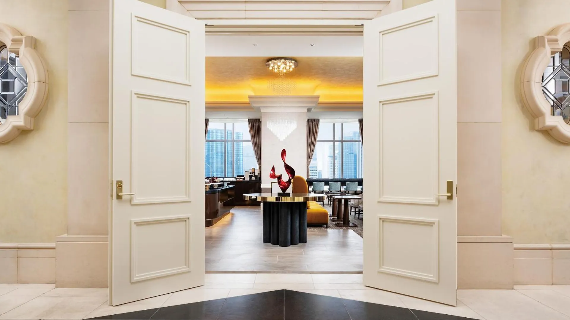 Hotel Hankyu International Osaka 5*,