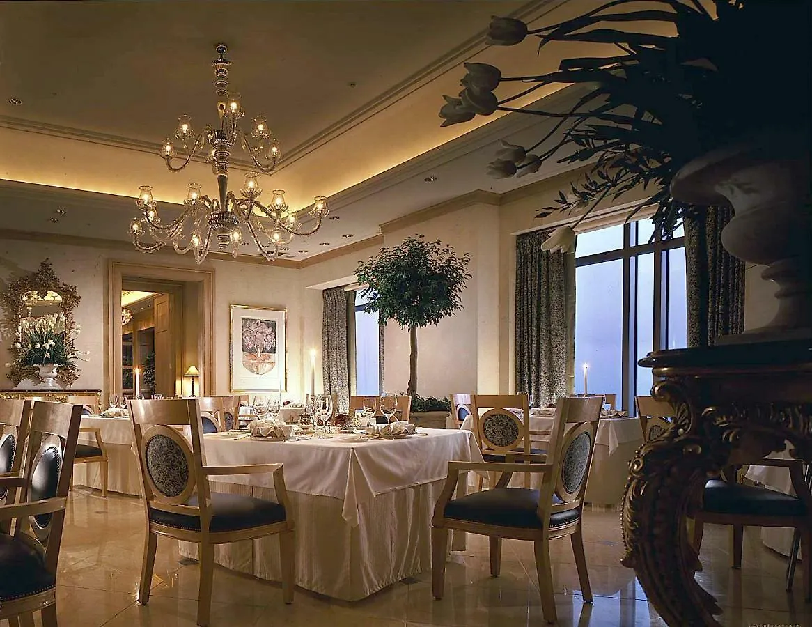 Hotel Hankyu International Osaka 5*,